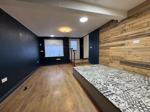 Photo 20- click for photo gallery